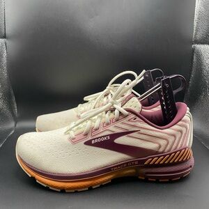 Brooks Trace 3 GTS Womens Sz 8.5 Shoes Maroon Orange Running Sneaker Gym